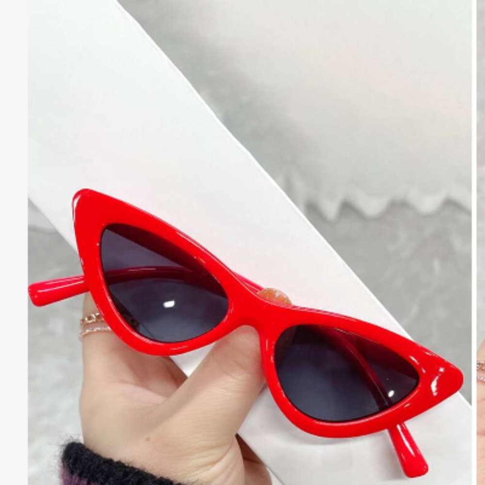 Vintage Triangle Red Cat Eye Sunglasses - Brand new with Tags!